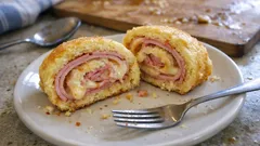 Pionono de jamón y queso: el arrollado fácil que se corta en rodajas perfectas