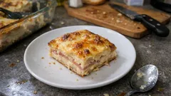 Pastel de pan de molde con jamón York y queso al horno: jugoso, dorado y fácil