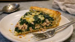 Tarta salada de atún y espinacas: jugosa por dentro y crujiente por fuera