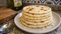 Arepas paisa finitas a la plancha: la receta fácil con solo 3 ingredientes