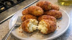 Croquetas de patata y queso: crujientes por fuera y muy fundentes por dentro