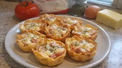 Canastitas de jamón y queso con masa casera: crujientes y listas en 20 minutos