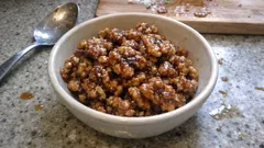 Nueces caramelizadas en 10 minutos: crujientes, sueltas y con pocos ingredientes