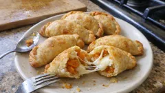 Empanadas de boniato y queso sin gluten: doradas por fuera, cremosas por dentro