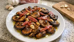 Níscalos a la plancha con jamón: la tapa otoñal lista en 10 minutos